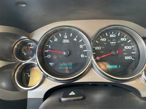Used 2013 Chevrolet Silverado 2500 W/T w/ Snow Plow Prep Package image 9