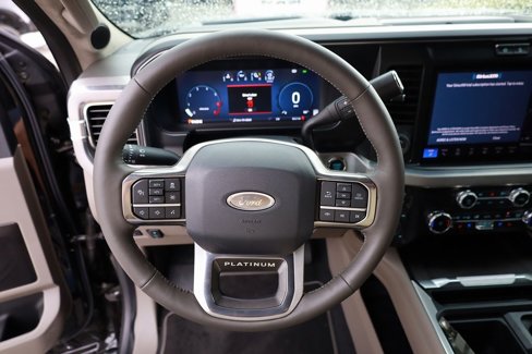 Used 2025 Ford F350 Platinum w/ Platinum Plus Package image 17