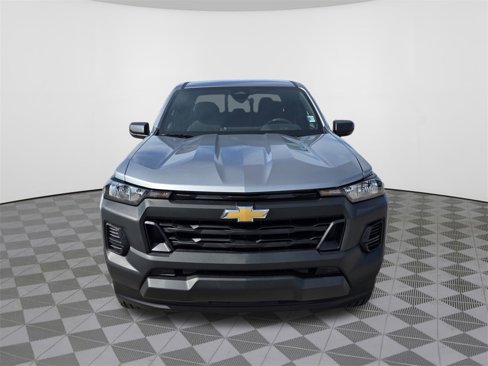 New 2026 Chevrolet Colorado W/T image 3