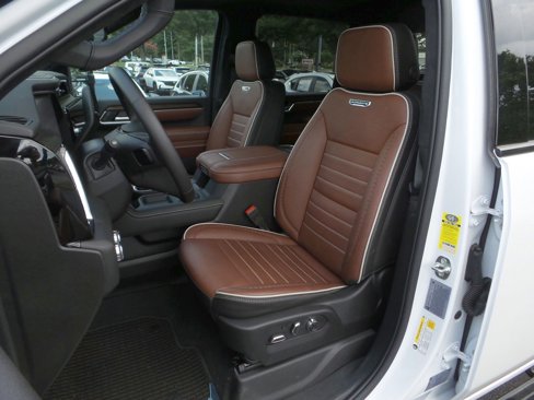 Used 2025 GMC Sierra 3500 Denali Ultimate image 8