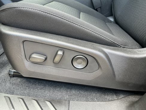 New 2026 GMC Canyon Elevation w/ Convenience Package image 21