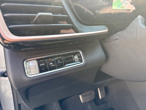 Used 2025 Buick Envision Sport Touring image 26