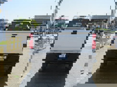Used 2021 Chevrolet Silverado 2500 W/T image 3