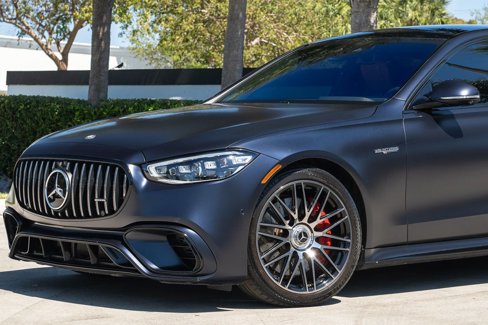 Used 2024 Mercedes-Benz S 63 AMG S image 2