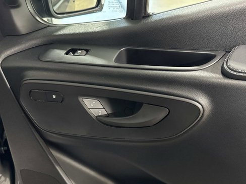 New 2025 Mercedes-Benz Sprinter 2500 image 11