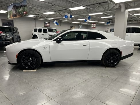 New 2024 Dodge Charger R/T w/ Plus Group image 2