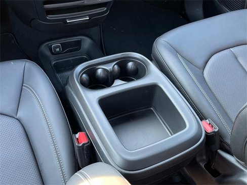 New 2026 Chrysler Voyager LX image 14