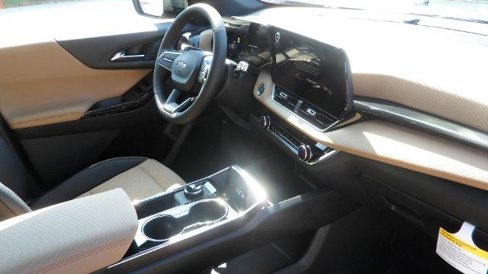 New 2026 Chevrolet Equinox ACTIV w/ Safety and Technology Package image 20