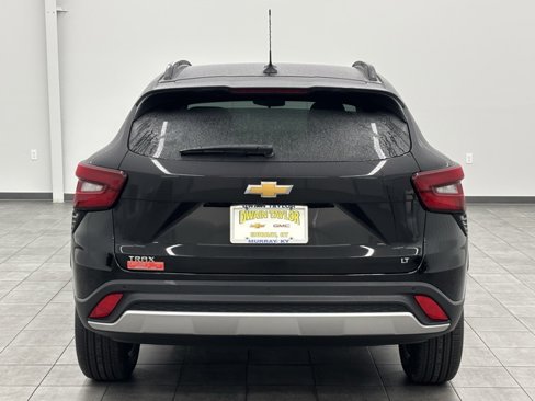 New 2025 Chevrolet Trax LT w/ Driver Confidence Package image 3