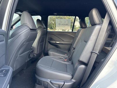 New 2026 Lexus TX 500h AWD image 16