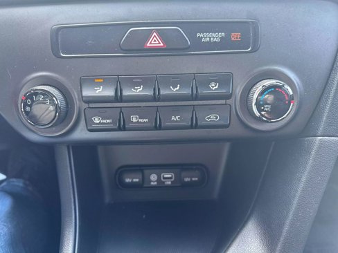 Used 2019 Kia Sportage LX image 16