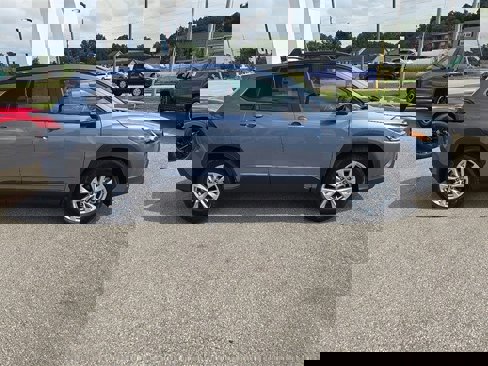 New 2025 Toyota Corolla Cross LE image 2
