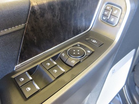 New 2025 Ford F250 Lariat w/ Lariat Ultimate Package image 10