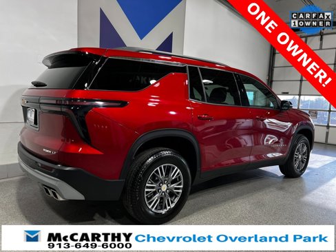 Used 2024 Chevrolet Traverse LT image 8