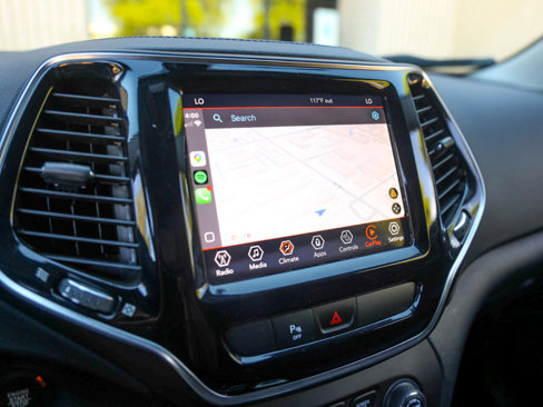 Used 2020 Jeep Cherokee Limited image 27
