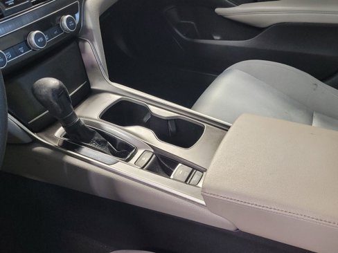 Used 2019 Honda Accord LX image 26