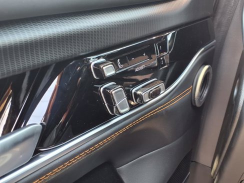 New 2025 Jeep Grand Wagoneer Series III image 9