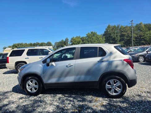 Used 2019 Chevrolet Trax LS image 8