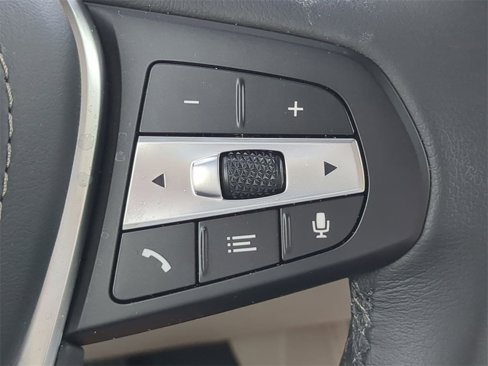 Certified 2025 BMW X5 xDrive50e w/ Premium Package image 28
