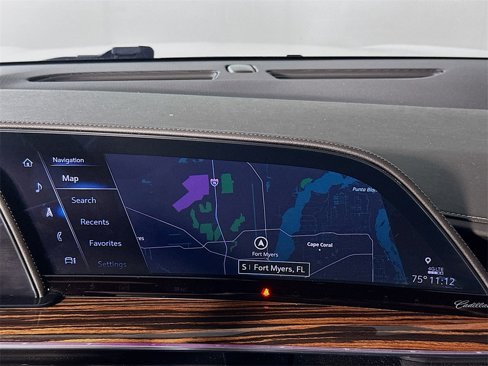Used 2022 Cadillac Escalade ESV Luxury w/ LPO, Illumination Package image 13