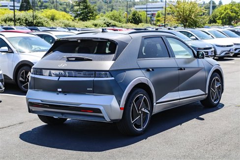 New 2025 Hyundai Ioniq 5 Limited image 9