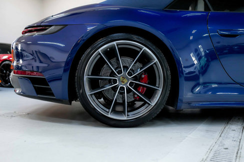 Used 2020 Porsche 911 Carrera S image 30