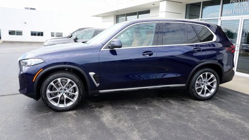 New 2026 BMW X5 xDrive40i w/ Premium Package image 2