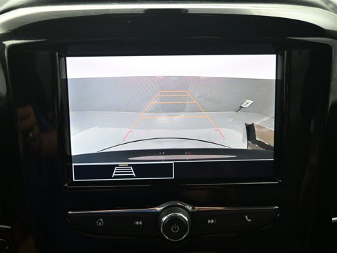 Used 2020 Chevrolet Traverse LS image 17