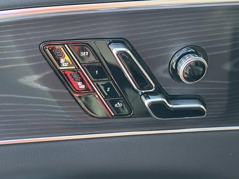 New 2026 Cadillac Lyriq Sport image 23
