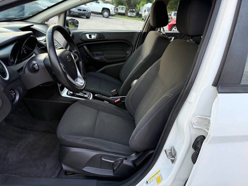 Used 2016 Ford Fiesta SE image 13