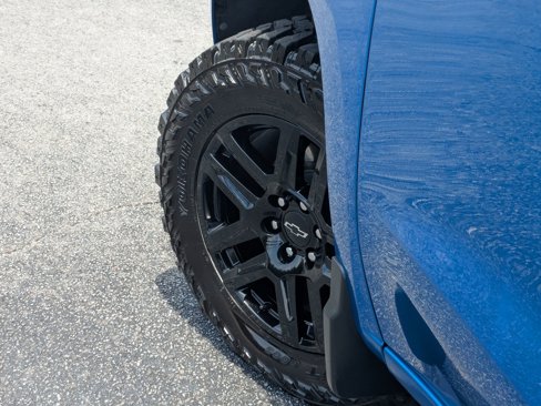 Used 2023 Chevrolet Silverado 1500 LT Trail Boss w/ Protection Package image 9
