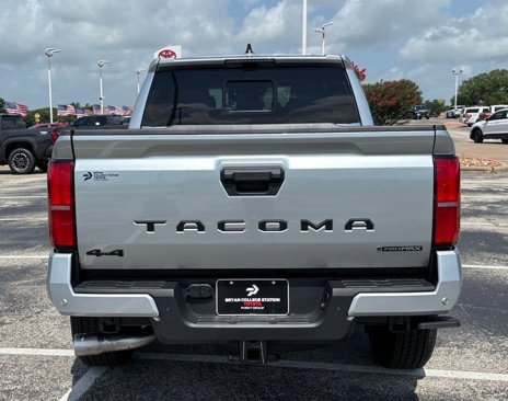 New 2025 Toyota Tacoma TRD Sport image 6