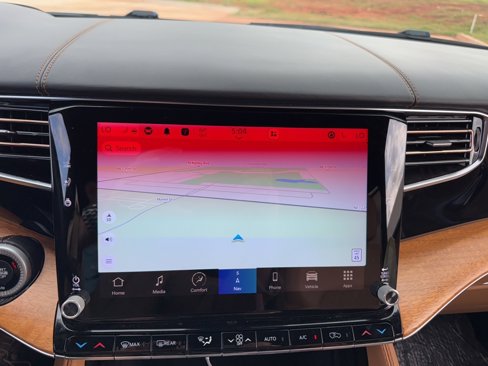 Used 2022 Jeep Grand Wagoneer Series III w/ Rear Seat Video Group 1 image 12