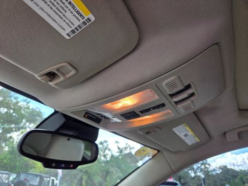 Used 2015 Cadillac SRX Premium image 26