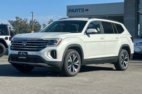 New 2026 Volkswagen Atlas SE image 8
