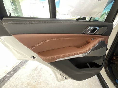 New 2026 BMW X5 xDrive40i w/ Climate Comfort Package image 23