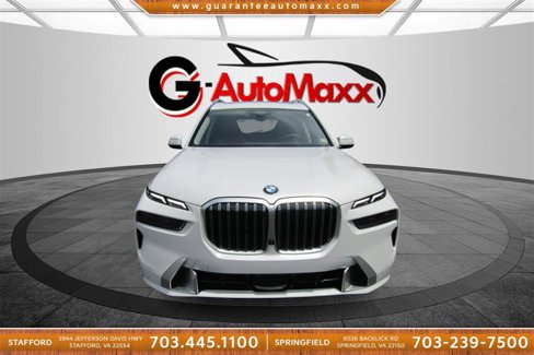 Used 2024 BMW X7 xDrive40i w/ Premium Package image 2