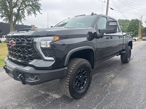 New 2025 Chevrolet Silverado 2500 ZR2 w/ ZR2 Bison Edition image 3
