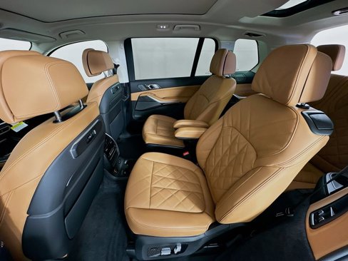 New 2026 BMW X7 xDrive40i image 32