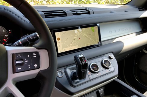 New 2024 Land Rover Defender 110 SE image 8