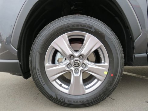 New 2025 Toyota RAV4 XLE image 6