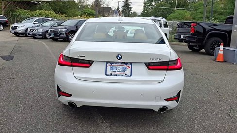 Used 2021 BMW 330i xDrive Sedan w/ Premium Package image 7
