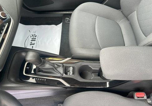 Used 2020 Toyota Corolla LE image 28