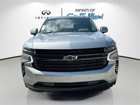 Used 2024 Chevrolet Tahoe RST w/ Luxury Package image 2
