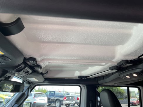 New 2025 Jeep Wrangler Unlimited Rubicon image 30