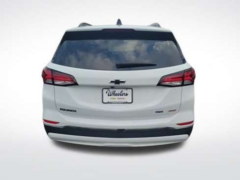 Used 2022 Chevrolet Equinox RS w/ RS Leather Package image 4