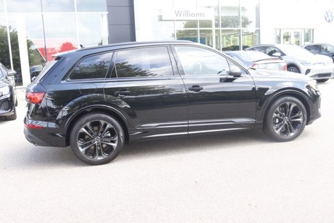 New 2025 Audi Q7 3.0T Prestige image 2