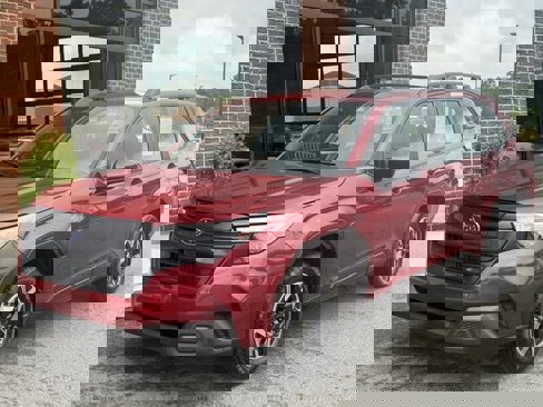 Used 2025 Subaru Forester image 1