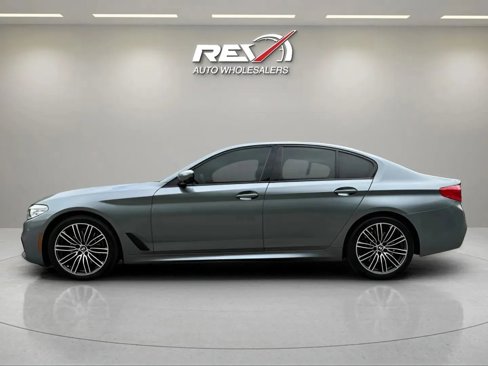 Used 2020 BMW 540i xDrive w/ M Sport Package image 2
