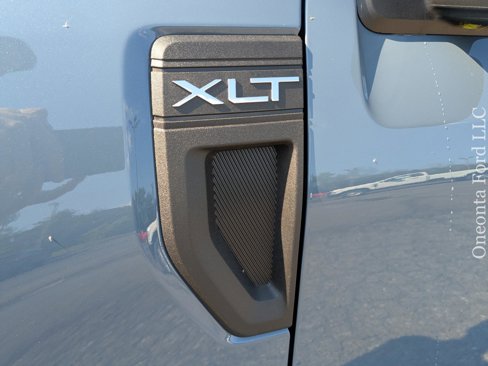 New 2025 Ford Maverick XLT w/ XLT Luxury Package image 10